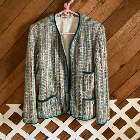 Blanka & Berta tweed Skirt and blazer set